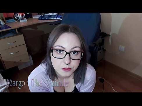 ❤️ Sexy Meedchen mat Brëll suckelt Dildo déif op der Kamera ❤️❌ Porno fb bei eis